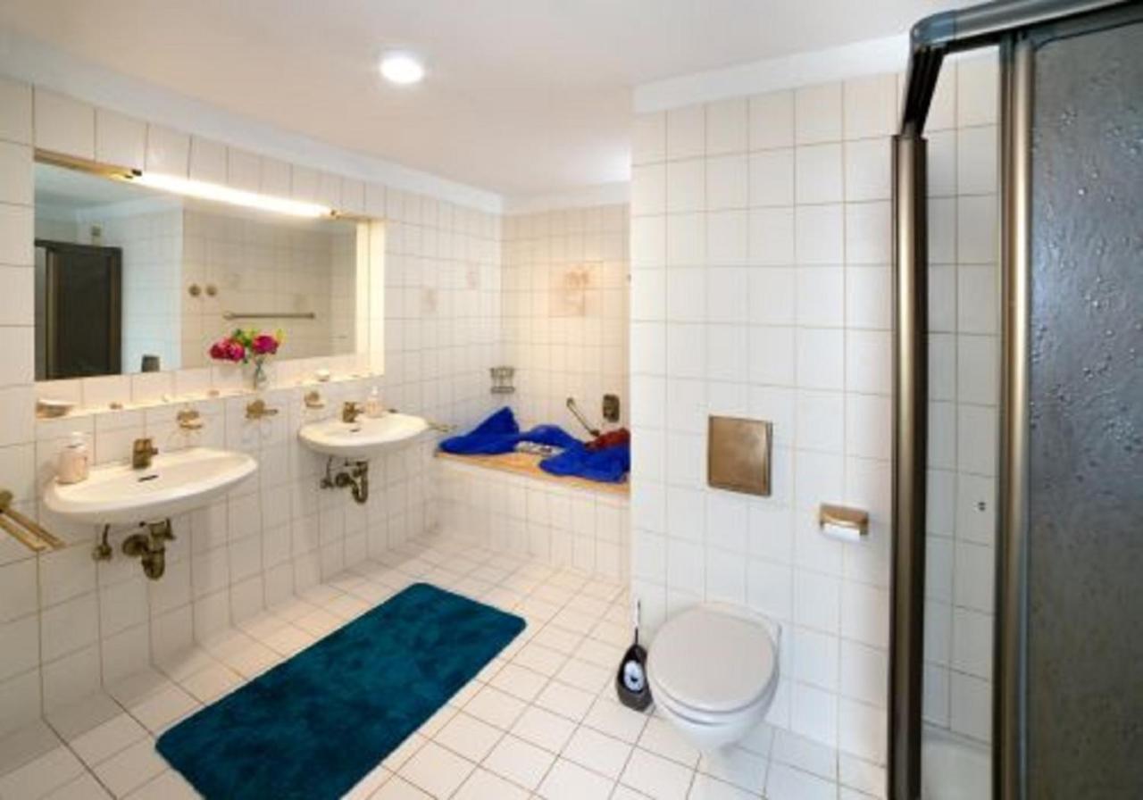Haus Haas Zimmer&Fewo Apartman Lauda-Königshofen Kültér fotó