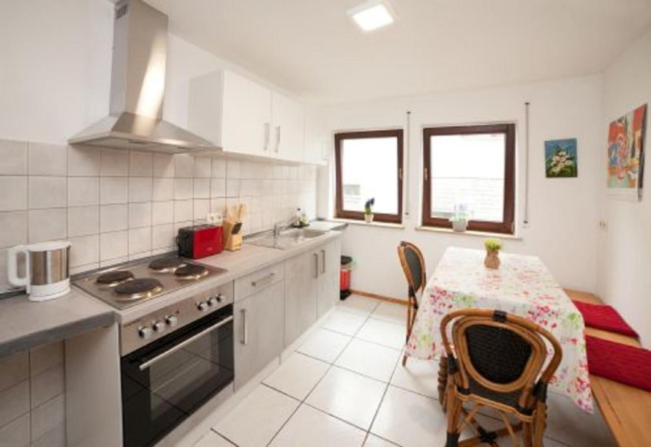 Haus Haas Zimmer&Fewo Apartman Lauda-Königshofen Kültér fotó
