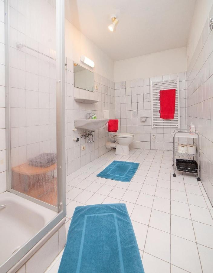 Haus Haas Zimmer&Fewo Apartman Lauda-Königshofen Kültér fotó