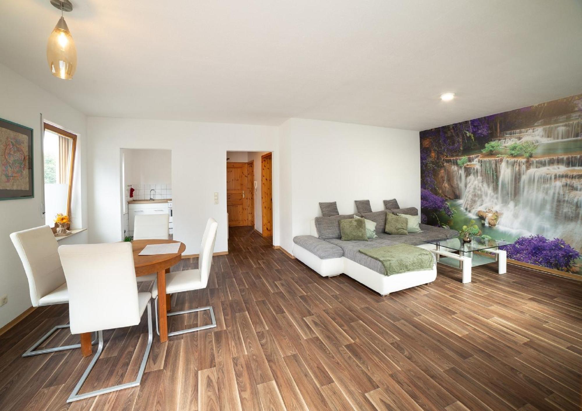 Haus Haas Zimmer&Fewo Apartman Lauda-Königshofen Kültér fotó